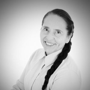 Jannikke-portrett-bw-546px